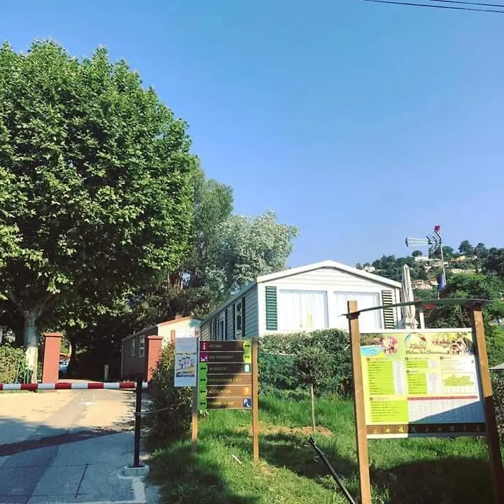 Hôtel Camping Plateau Des Chasses à Mandelieu